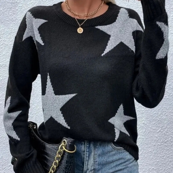 Sweaters - STARS BLACK WHITE TOP SWEATER, LIGHTWEIGHT SZ SM nwt hp🔥🔥🔥🔥🔥